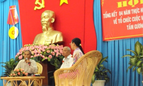 Người thầy giáo trọn lòng vì học sinh nghèo, mồ côi, cơ nhỡ